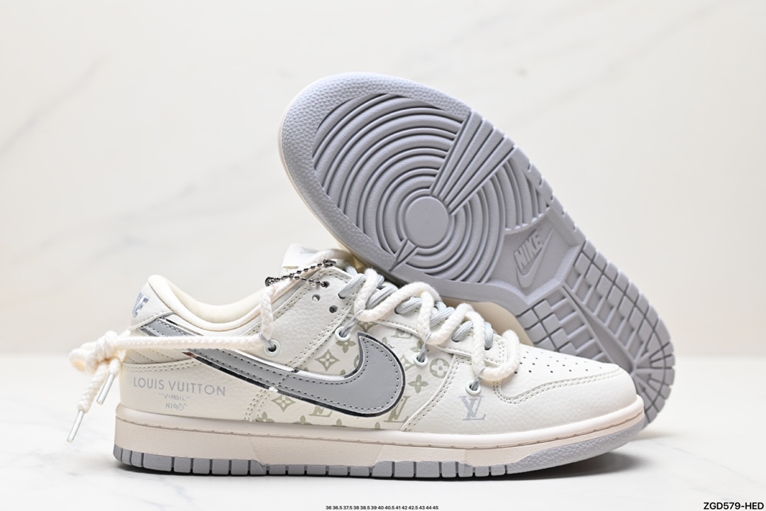 Nike Dunk Shoes